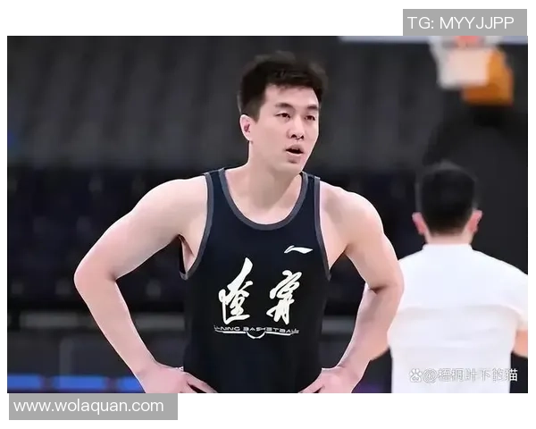 郭艾伦带领中国男篮再创辉煌展现篮球精神与团队力量的完美结合