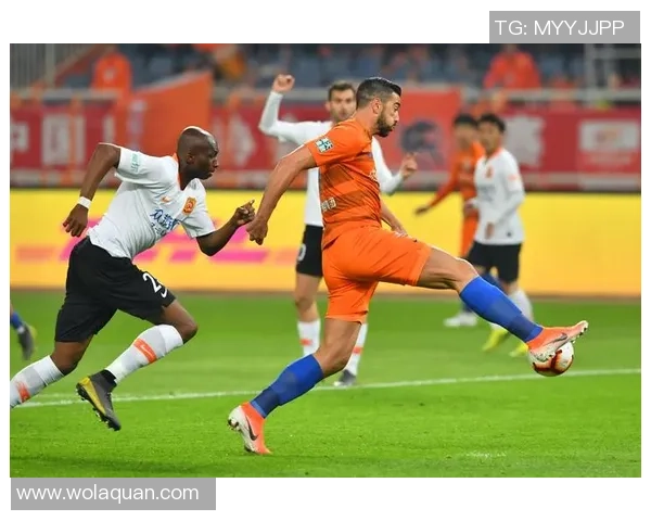 鲁能与卓尔首发阵容揭秘精彩对决即将上演球迷期待的焦点战役